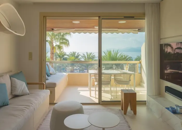 Appartement Blvd De La Croisette 82a, Cannes, La Réale